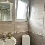 за рікою Apartment