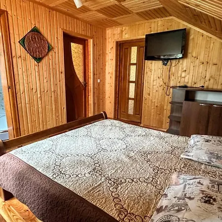 за рікою 公寓 塔塔里夫