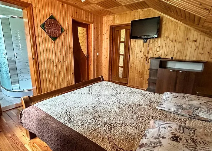 за рікою Apartmán Tatariv